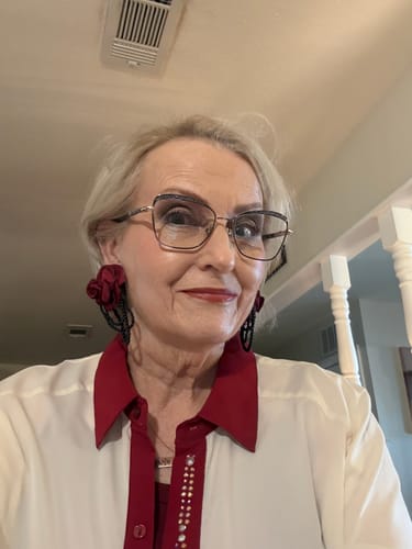 Customer photo review of Reverse-aging Adaptive Foundation